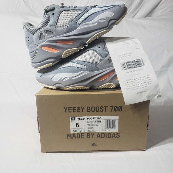 yeezy boost 700 inertia sizing